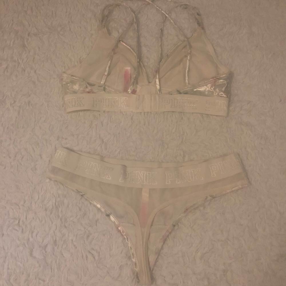 🛑 SOLD 🛑 - Picture 3 of 6